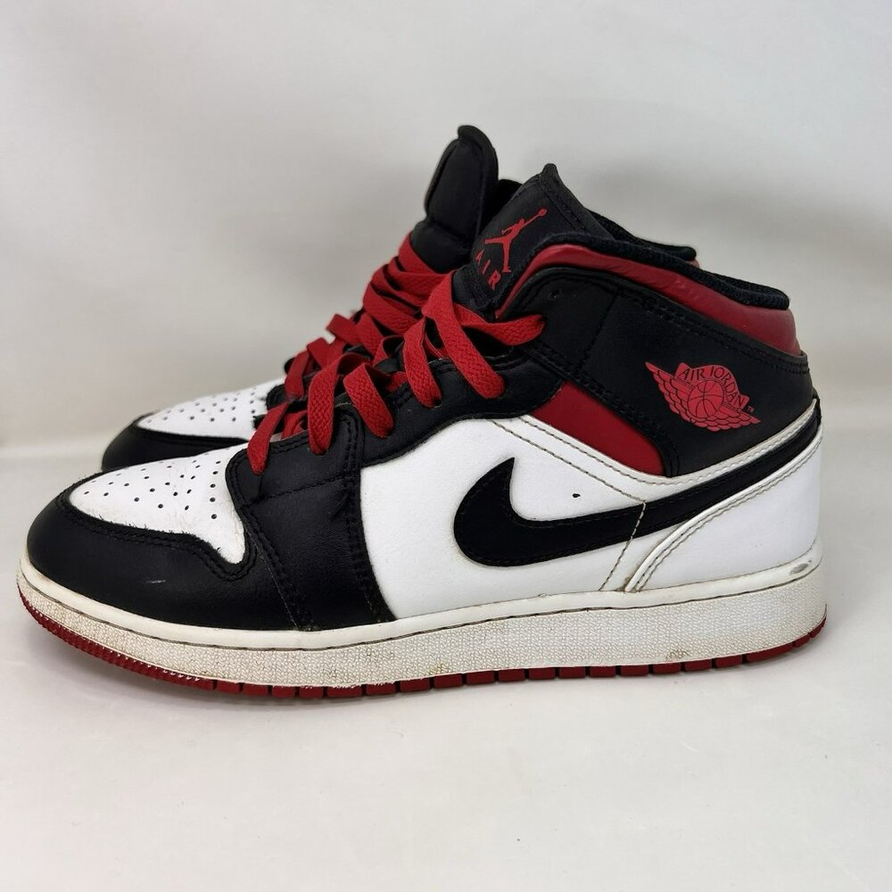 Nike Air Jordan 1 Mid White Red Black Shoe Size 7Y / Women’s Size 8.5 - Picture 2 of 9